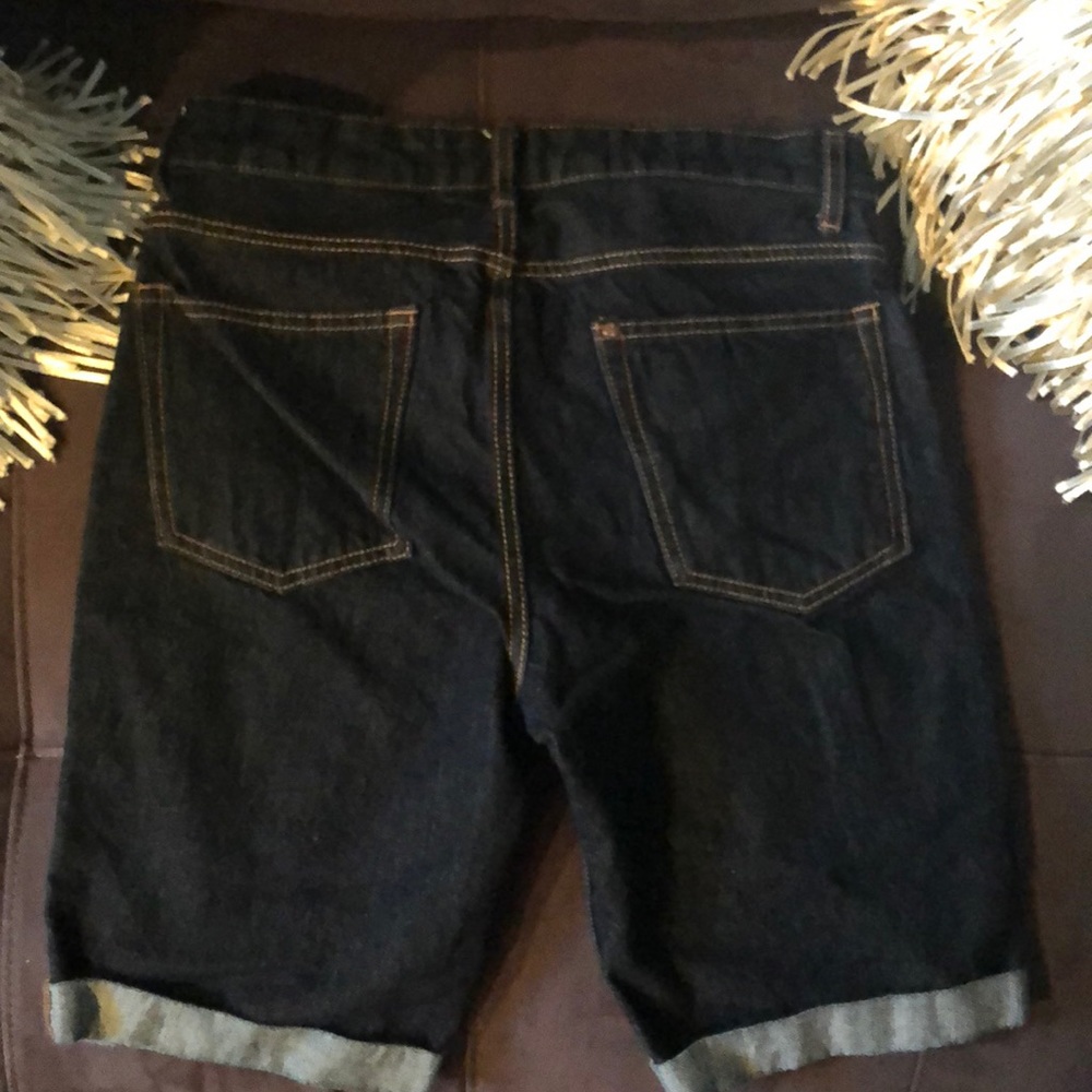 H&M shorts - Picture 2 of 3